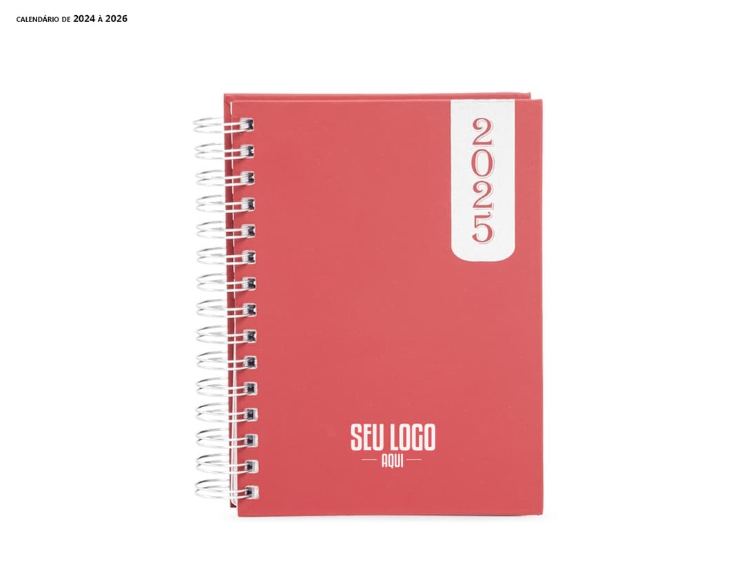 Agenda Diária 2025 Wire-o em um ambiente de escritório com notebook, papel em branco, pastas, envelopes, mensagens, documentos e livros. Contém espaço para escrever, design criativo e elementos gráficos. Ideal para organização, educação e comunicação.