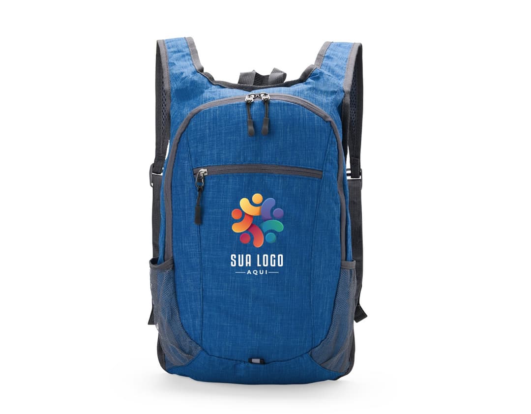 Mochila Oxford Dobrável 16 Litros em cor preta, feita de material resistente e leve, com capacidade para armazenar até 16 litros de objetos. Ideal para viagens ou uso diário.