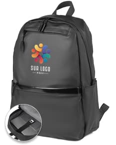 Mochila para Notebook preta de couro, moderna e espaçosa, com alça de ombro ajustável, ideal para viagens, negócios, escola ou aventuras ao ar livre.