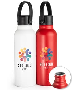 Garrafa de alumínio de 800ml transparente, com tampa amarela. Produto contém rótulo de design limpo e está cheio de água. A garrafa é um recipiente de líquido saudável e fresco, ideal para hidratação e cuidados pessoais.