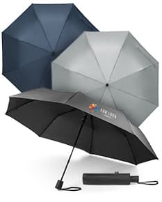 Guarda-chuva em rPET dobrável de cor preta, com cabo anatômico e sistema de abertura automática.