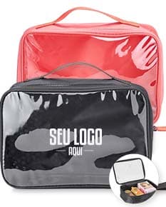 Nécessaire Nylon na cor preta, com fecho de zíper prateado e alça lateral.