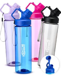 Squeeze Plástico 700ml de cor azul com tampa rosqueável.