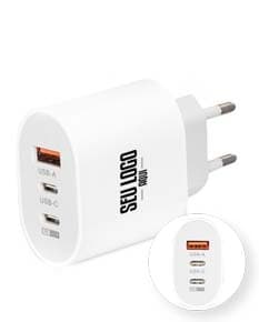 Carregador Turbo Com 3 Portas - Produto com tecnologia de carregamento rápido e três entradas para carregar dispositivos simultaneamente.