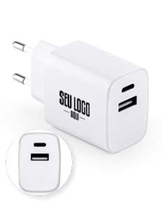 WEGENER Adaptador de corrente com porta USBA 18W e USBC 20W em ABS 100 reciclado