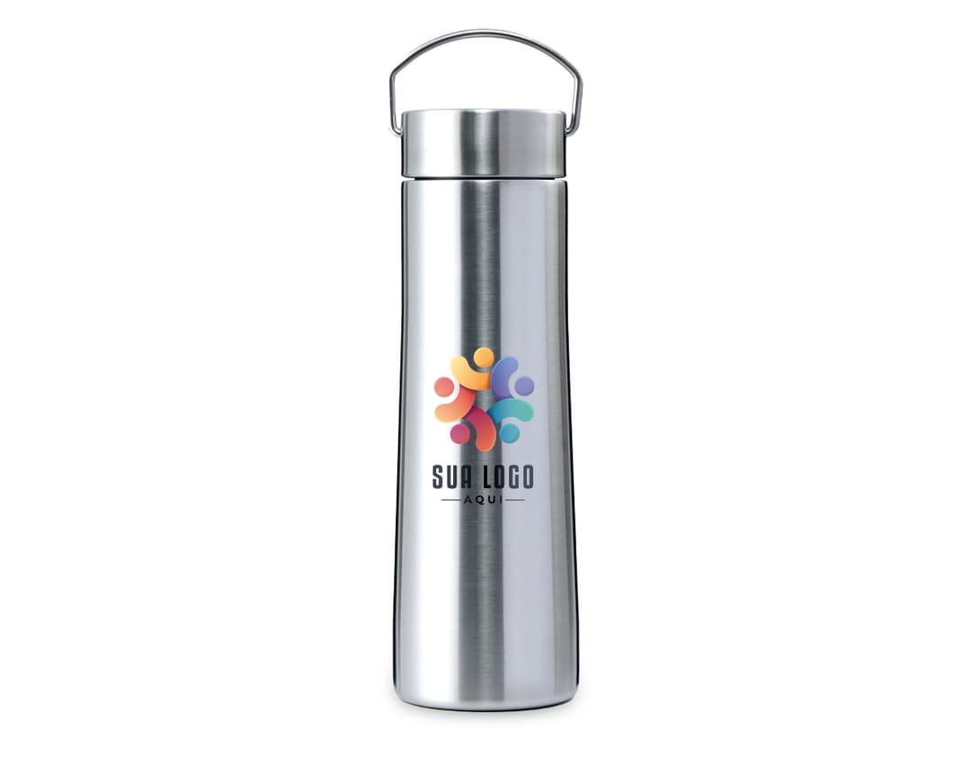 Garrafa térmica de cor prata com tampa de rosca e alça para transporte, em fundo branco.