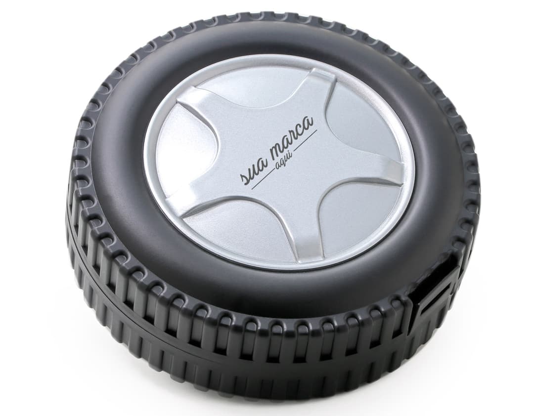 Kit de ferramentas completo para facilitar o seu dia a dia! Composto por 03 peças essenciais e de alta qualidade, este kit é perfeito para quem busca praticidade e eficiência. Ideal para presentear ou para uso próprio. Adquira já o seu!