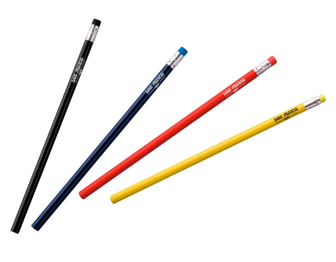 Lápis com borracha - 03, ideal para estudantes e escritórios. Feito com madeira de alta qualidade, possui design criativo e apontado na ponta. Perfeito para escrever, desenhar e apagar com facilidade. Adquira já o seu!