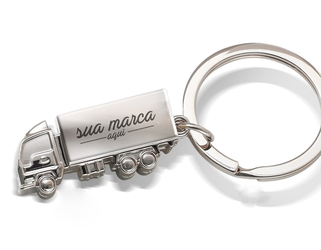 Chaveiro de metal para caminhão - 02: garantindo segurança e proteção para o seu negócio. Com um design cromado e resistente, este chaveiro oferece acesso seguro e proteção financeira para suas chaves. Ideal para manter suas chaves de caminhão seguras e protegidas, evitando acessos não autorizados. Perfeito para quem busca segurança e praticidade no dia a dia de trabalho. Adquira já o seu e tenha tranquilidade em seus negócios.