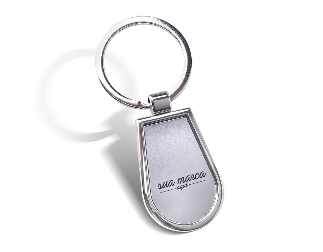 Chaveiro de metal - 13: esse chaveiro moderno e seguro é perfeito para manter suas chaves organizadas e sempre ao alcance. Feito de metal cromado, com design elegante e resistente, é ideal para manter suas chaves seguras em qualquer situação. Adquira já o seu e tenha mais praticidade no seu dia a dia!