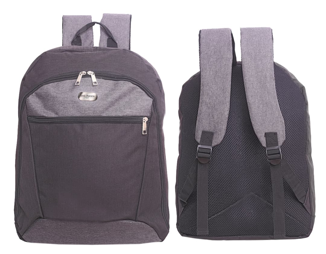 Mochila de couro moderna para viagem e negócios. Elegante, com fecho em zíper e alça de metal, ideal para armazenamento de equipamentos. Estilo vintage e luxuoso para o homem de negócios.