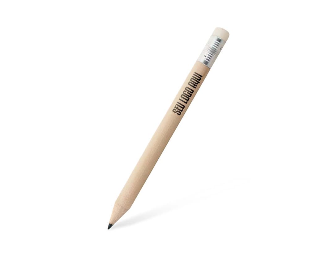 Mini lápis com borracha em close-up, objeto de papelaria amarelo e preto. Ideal para desenho, escrita e trabalho escolar.