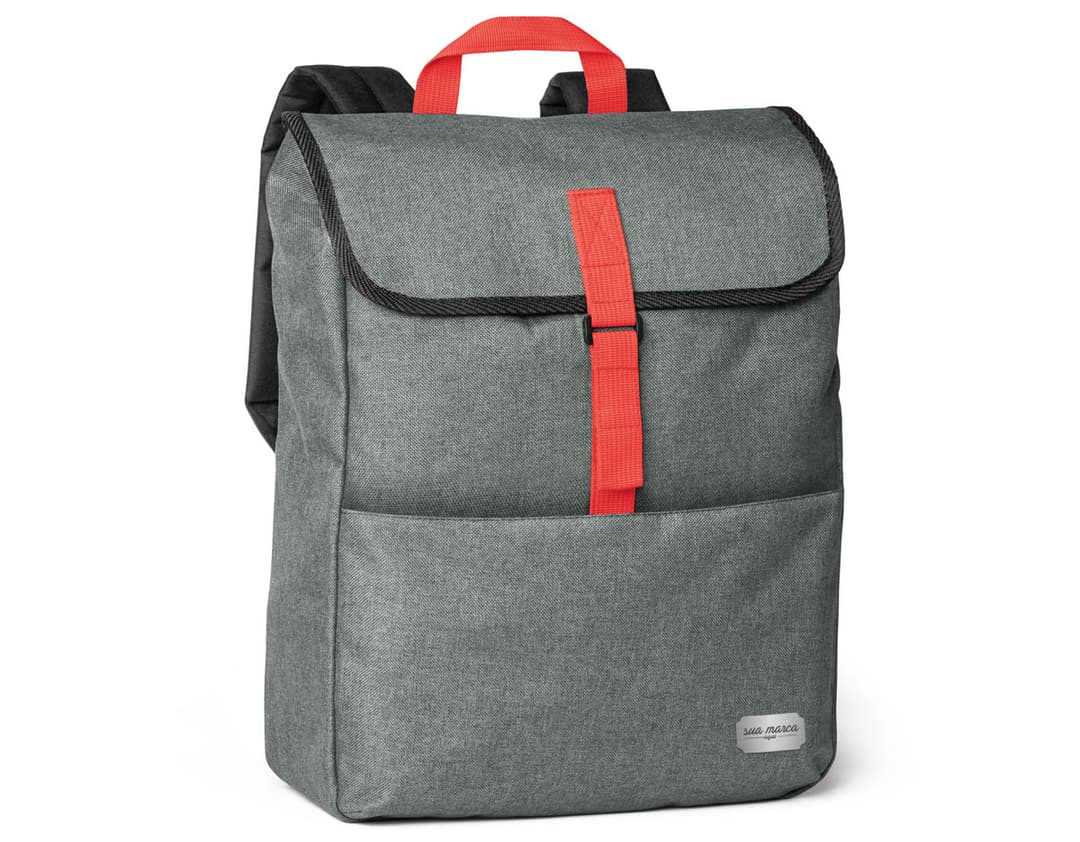 Mochila para notebook em couro para viagens de negócios. Com design moderno e alças ajustáveis, é o acessório perfeito para quem busca praticidade e estilo. Ideal para proteger seu notebook durante suas jornadas de trabalho. Garanta já a sua!
SEO: Mochila em couro para notebook, design moderno, viagens de negócios, proteção para notebook, acessório prático e estiloso.