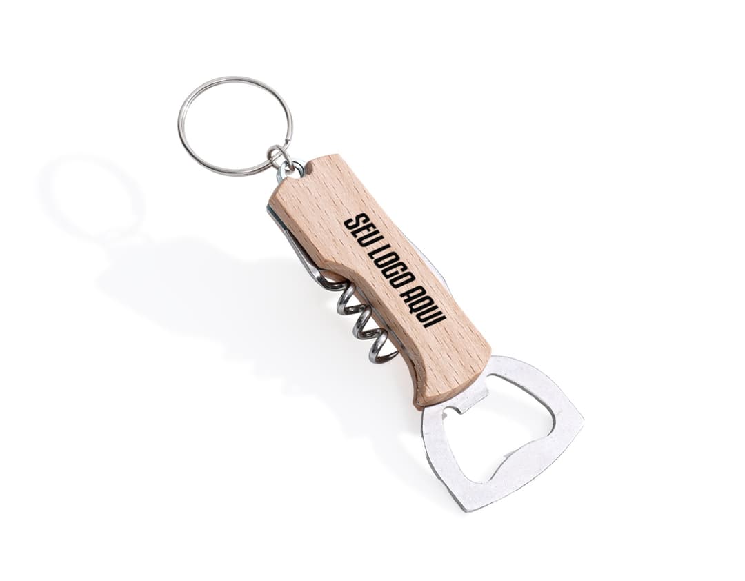 Chaveiro abridor multifunções em metal prateado, com design de guitarra e cordas, contendo também um saca-rolhas.